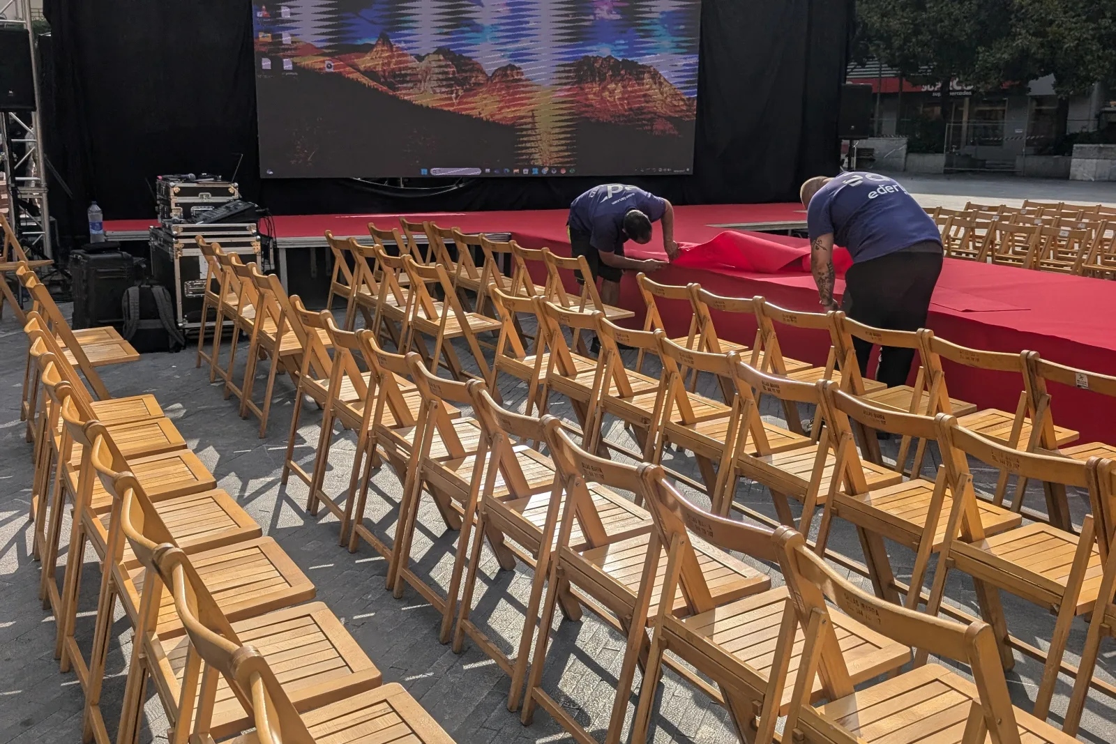 Preparación del escenario antes de un evento — La Musa, Barakaldo